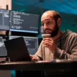 Gdy praca staje się ucieczką od emocji – terapia online